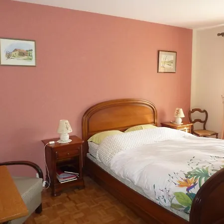 D'hotes A Bed & Breakfast 3*